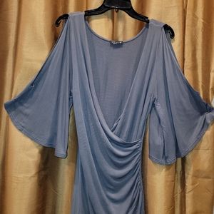 Grey wide sleeve shirt